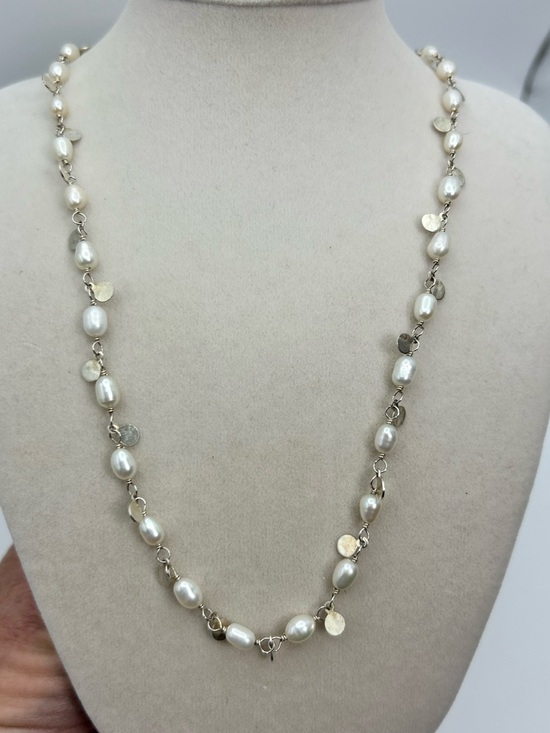 Silpada Jewelry - Silpada Wisdom Freshwater Pearl Necklace 20" Sterling Silver Retired Dainty